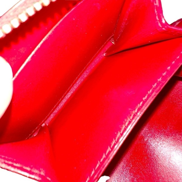 Authentic PRADA Cherry Red Saffiano Leather Card & Coin Holder with Box - Picture 9 of 16